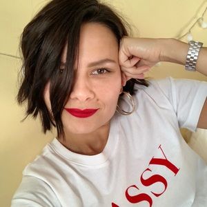 Meet your Posher, Alla